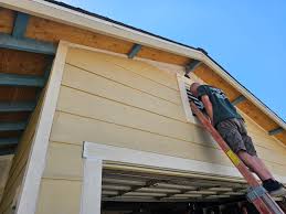 Siding Removal and Disposal in University Place, WA